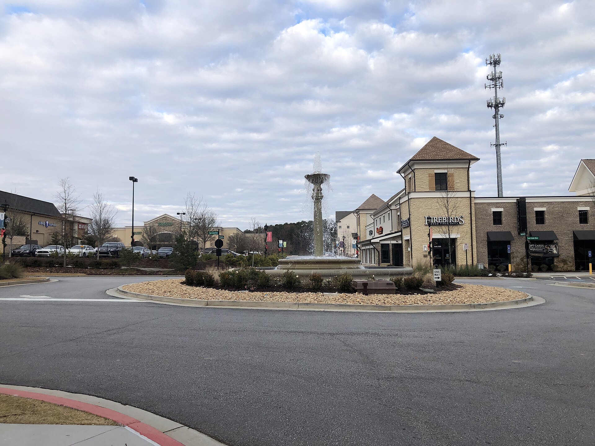 The fountain at Peachtree Corners Town Center
